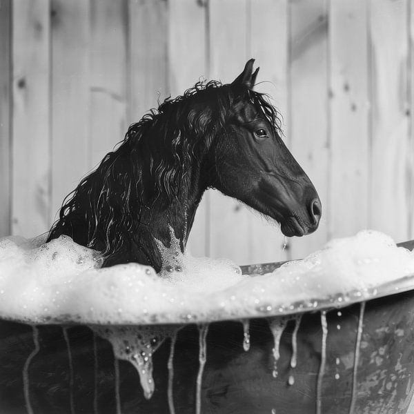 Edles Pferd in der Badewanne - Ein zauberhaftes Badezimmerbild für Ihr WC