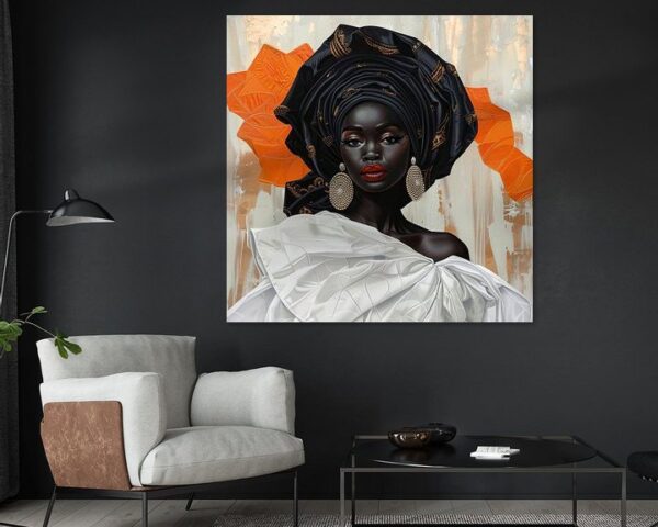 Afrikanische Frau in Orange und Gold