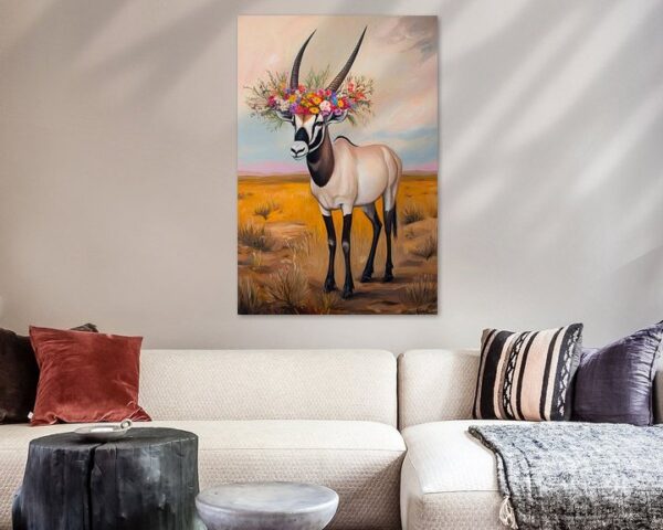 Oryx mit Blumenkranz