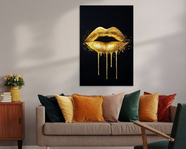 Goldene Lippen auf Schwarz – Elegante Kunst