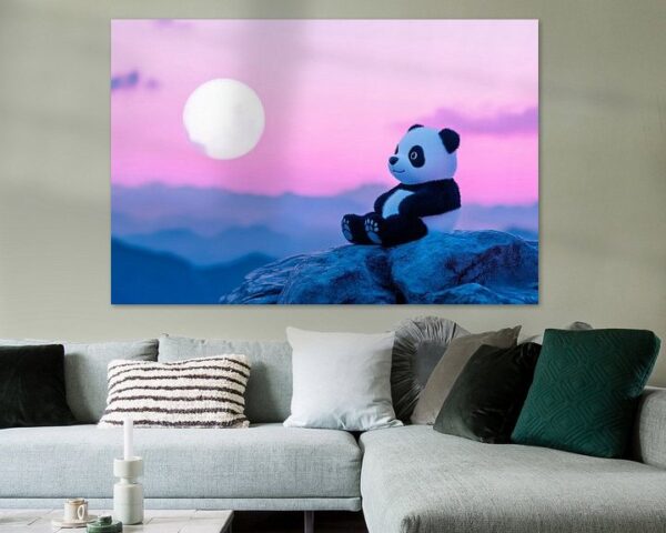 Panda-Teddybär unter Vollmondhimmel