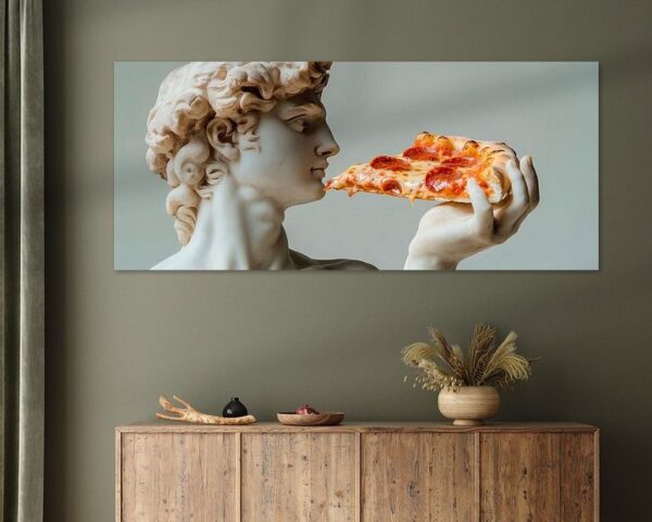 Skulptur mit Pizza – Humorvoll und kreativ