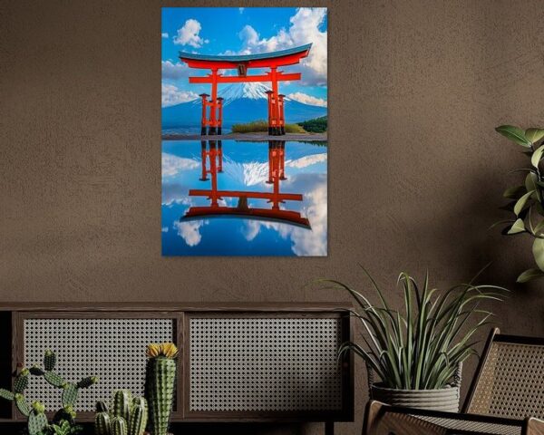 Torii im Spiegel – Japanische Landschaft