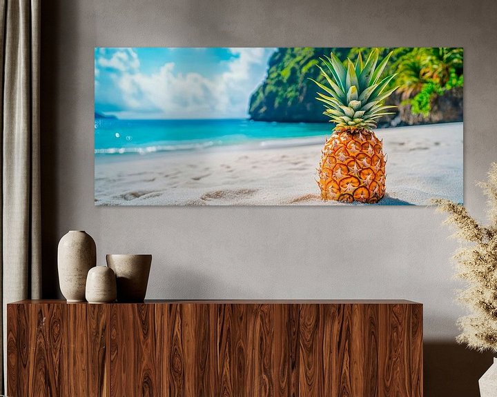 Tropische Ananas am Strand – Paradiesisch