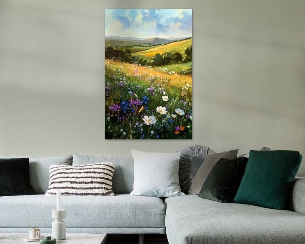 Blühende Wiesenlandschaft im Sommer