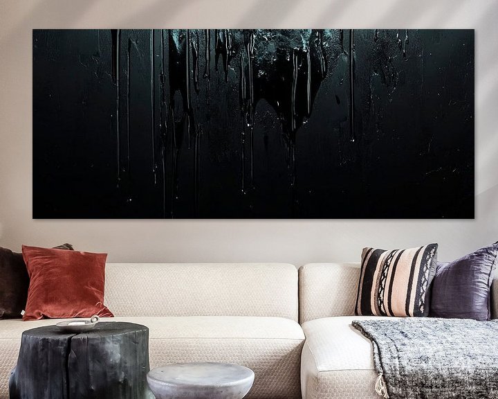 Dunkle Tropfen auf schwarzem Hintergrund