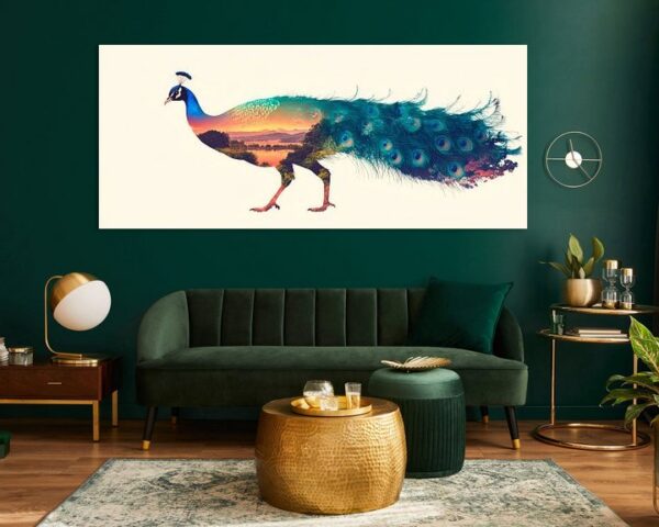 Farbiger Pfau mit Landschaft